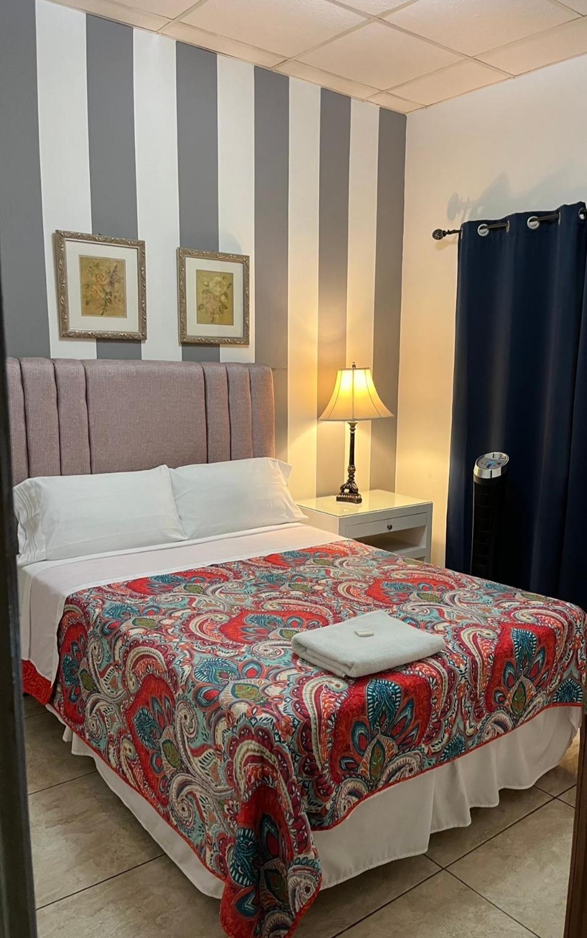 Hostal Rio Piedra Estelí エクステリア 写真